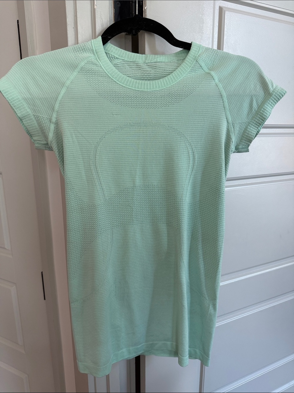Lululemon Swiftly Tech Short-Sleeve Shirt 2.0 *Hip Length